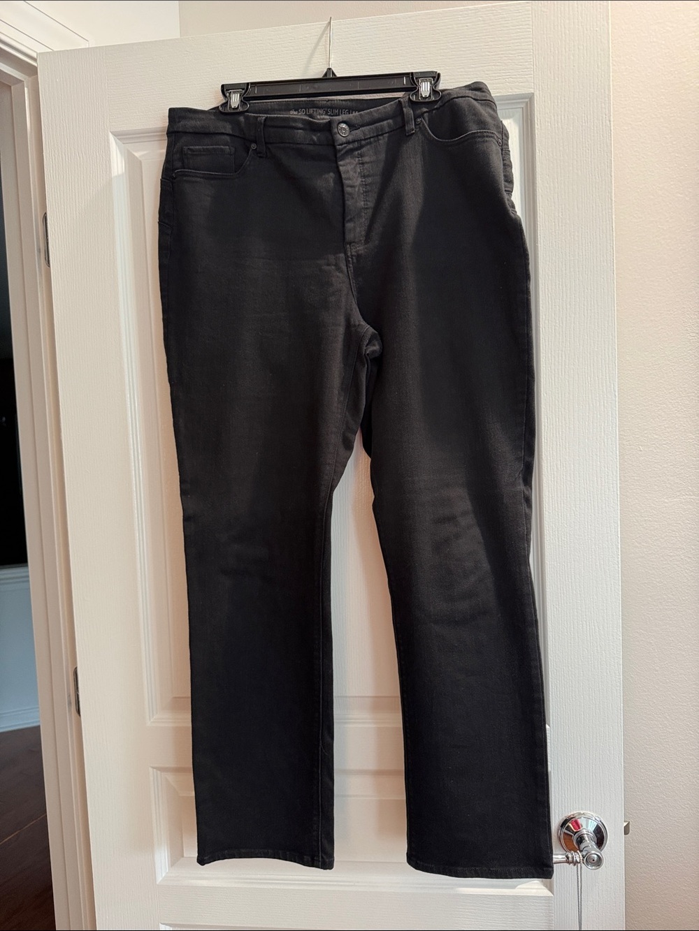 Chico’s Slim Leg Jeans - Black 2.5 regular